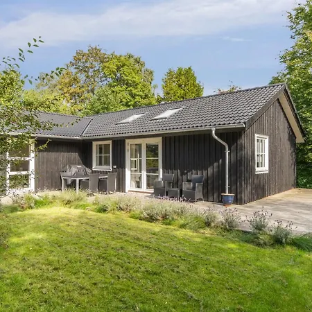 Loviisa - 850m From The Sea By Interhome *